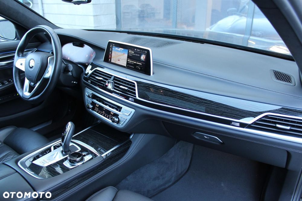 BMW Seria 7 - 7