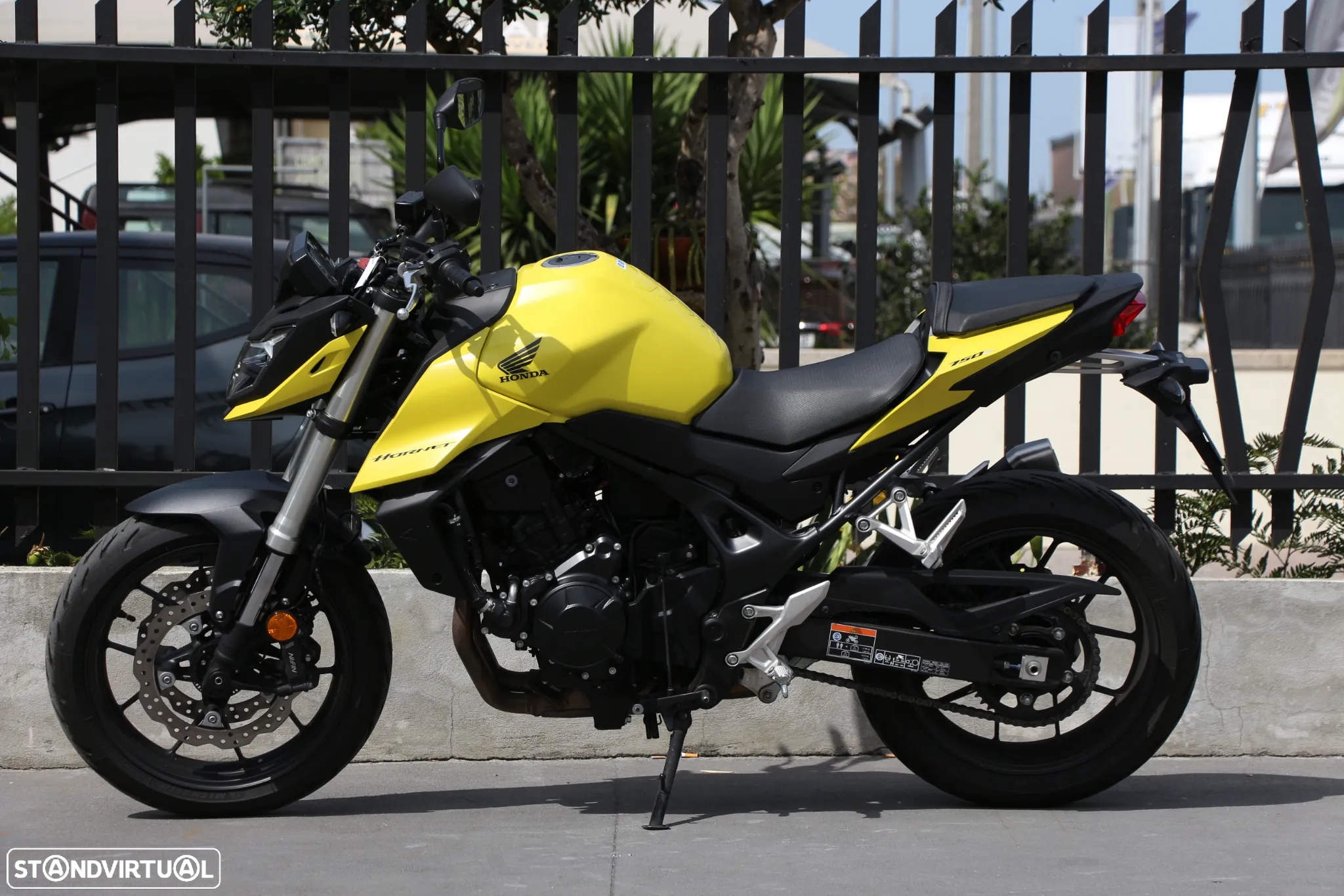 Honda Hornet CB750 Hornet - 3