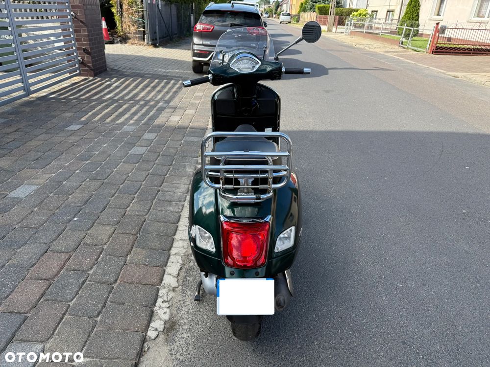 Piaggio Vespa - 5