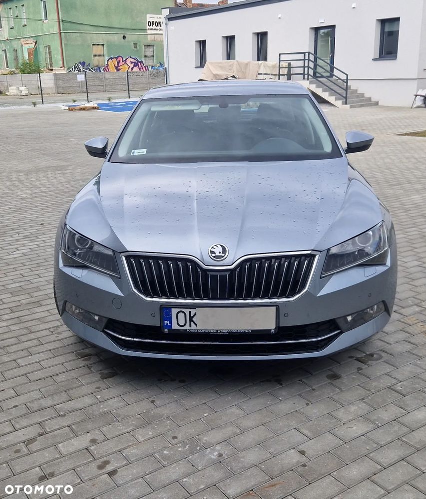 Skoda Superb 1.4 TSI ACT Ambition - 2