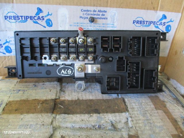 Caixa Fusiveis 518828108 VOLVO S80 2009 2.4D - 1