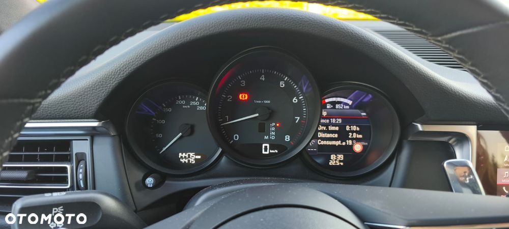 Porsche Macan Standard - 9