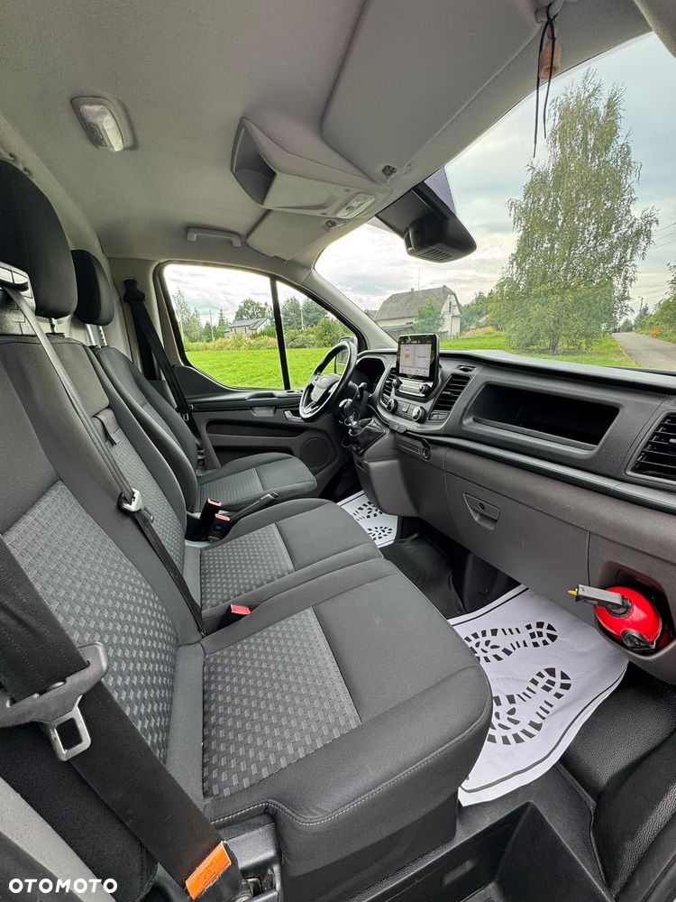 Ford Transit - 25