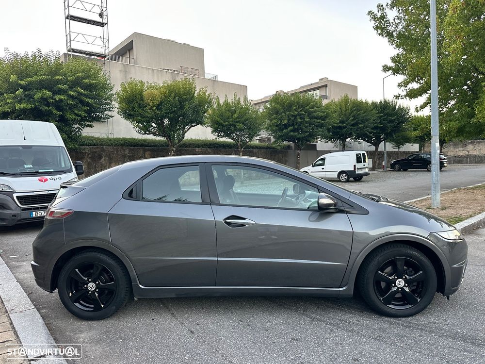 Honda Civic 1.4 i-VTEC Sport Edition - 15