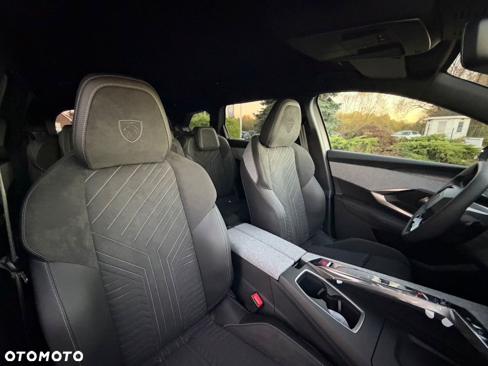 Peugeot 5008 1.2 PureTech mHEV GT S&S e-DCS6 - 24