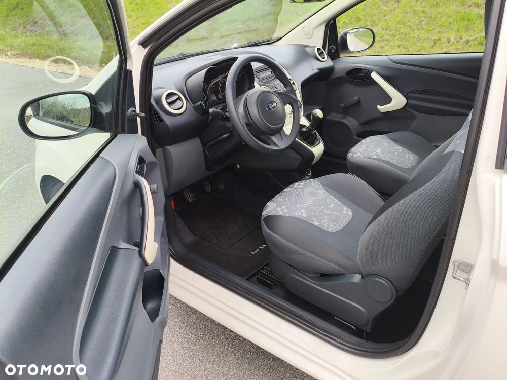 Ford KA 1.2 Digital - 16