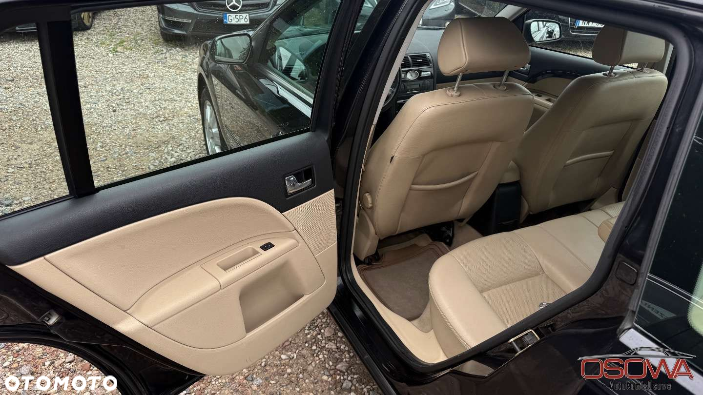 Ford Mondeo - 17