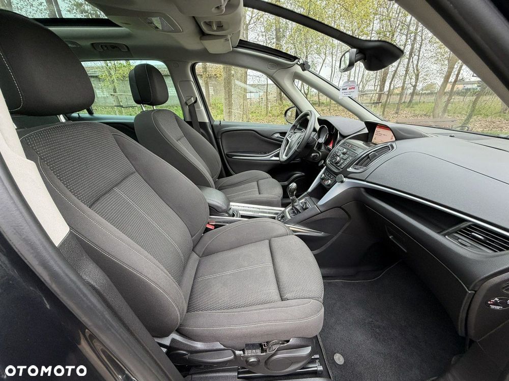 Opel Zafira - 31