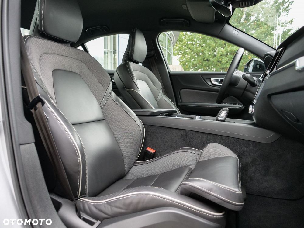 Volvo S60 - 28