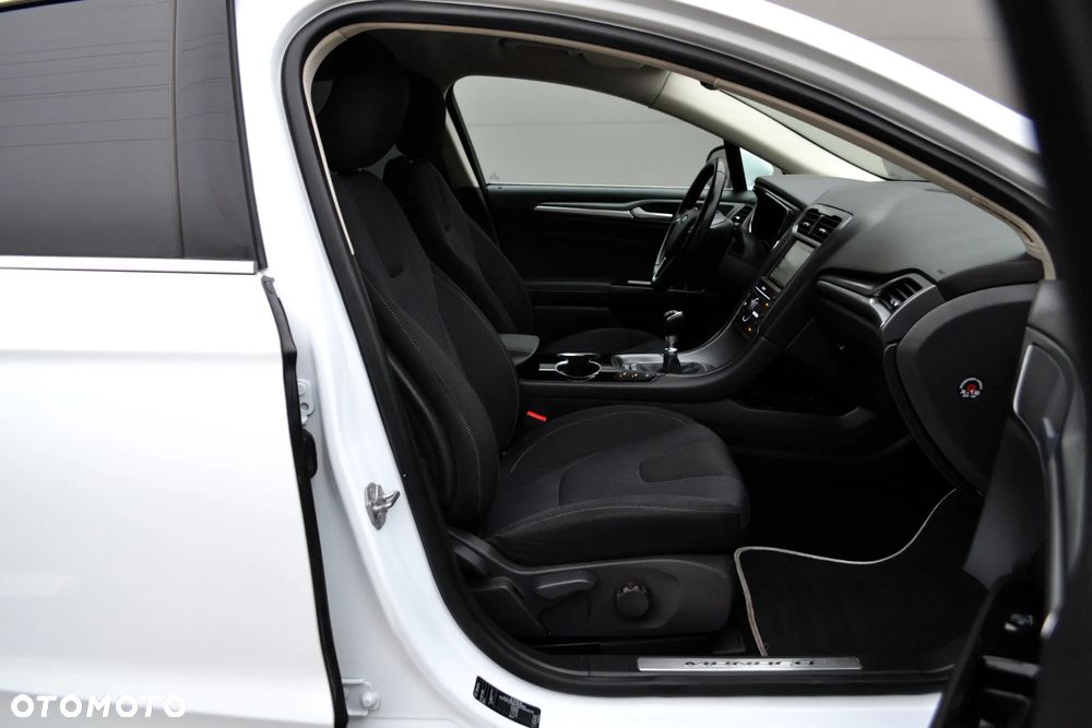 Ford Mondeo 2.0 TDCi STart-Stopp ST-Line - 11