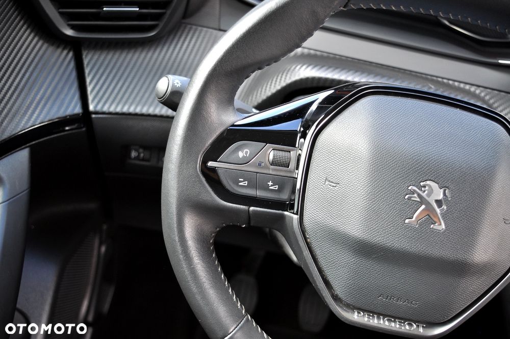 Peugeot 2008 BlueHDi 110 Allure Pack - 26