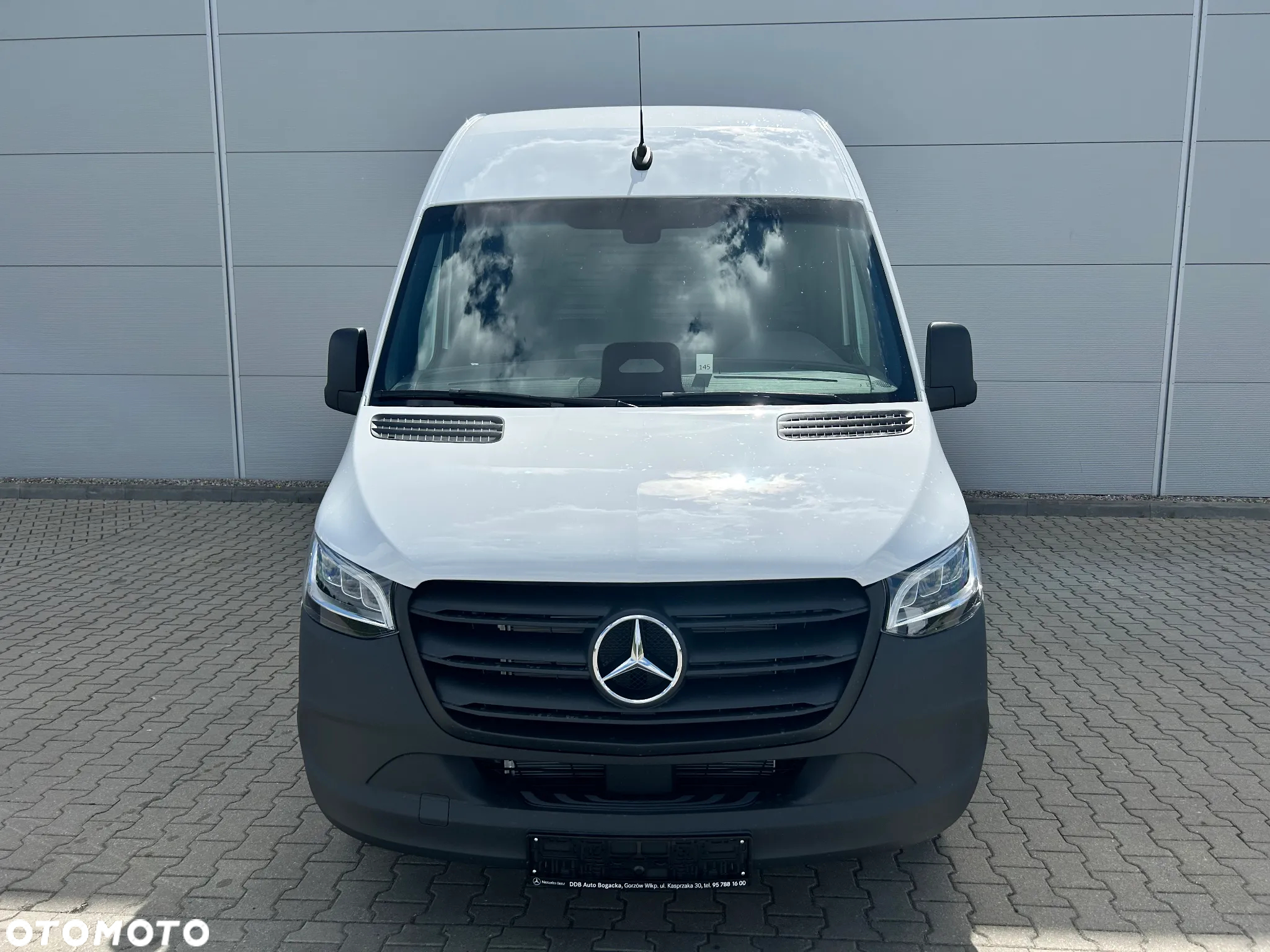 Mercedes-Benz SPRINTER 317 CDI FURGON STANDARD - 5