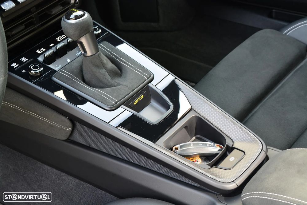 Porsche 911 (992) GT3 PDK - 30