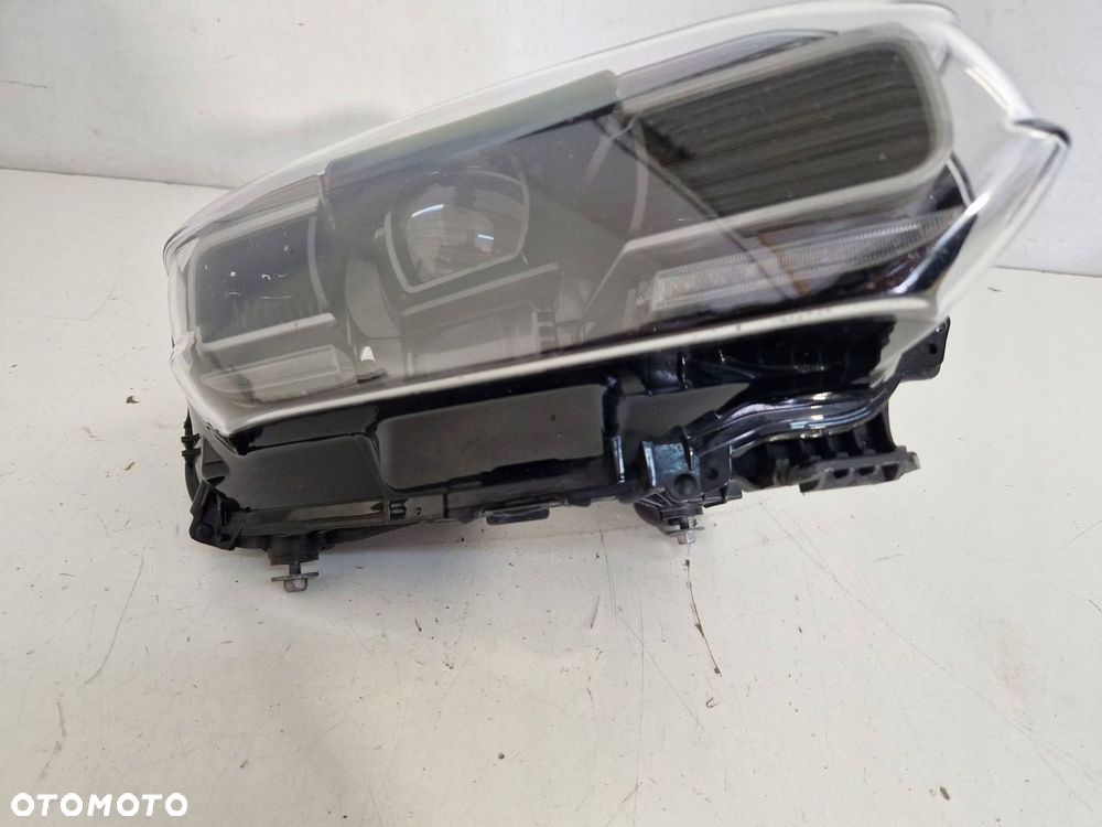 lampa prawy przód prawa przednia porsche taycan 9j1 eu - 3