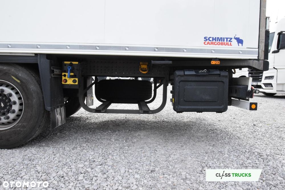 Schmitz Cargobull SKO FP 60 ThermoKing SLXi 300 - 12