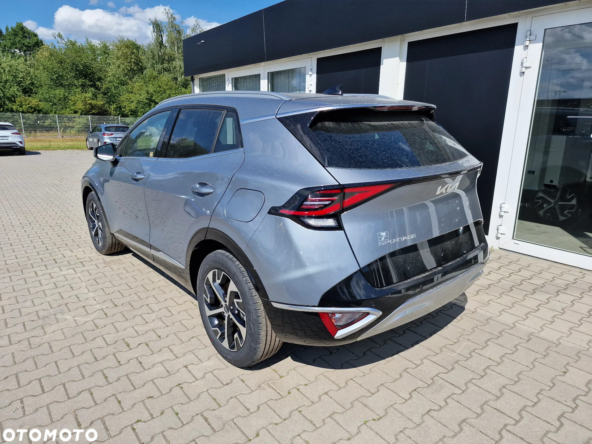 Kia Sportage 1.6 T-GDI Business Line 2WD DCT - 2