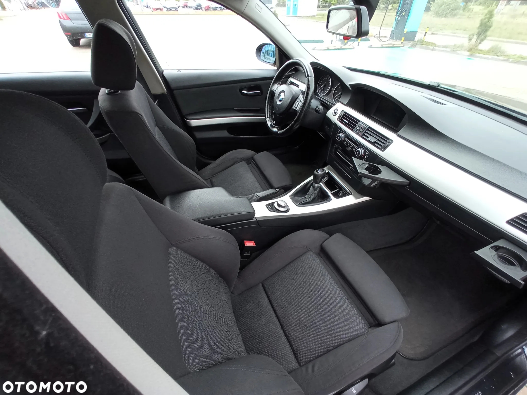 BMW Seria 3 318i Touring Edition Exclusive - 27