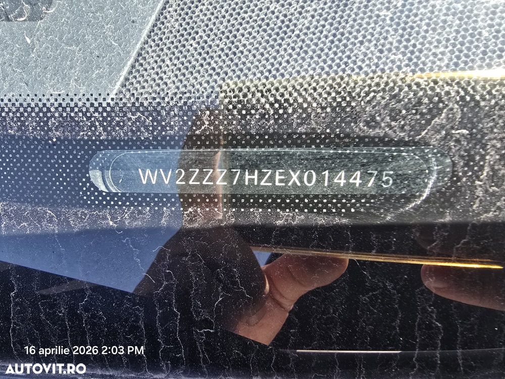 Volkswagen Caravelle - 2