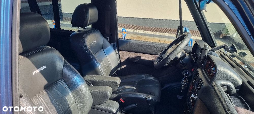 Hyundai Galloper - 9