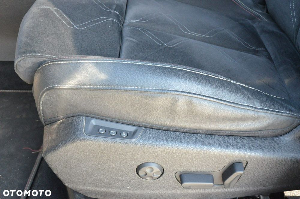 DS Automobiles DS 7 Crossback 2.0 BlueHDi Performance Line + - 21