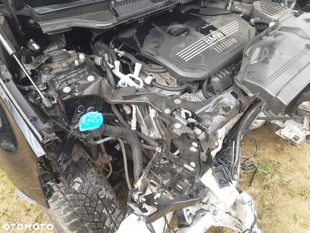 BMW Seria 2 218i - 10