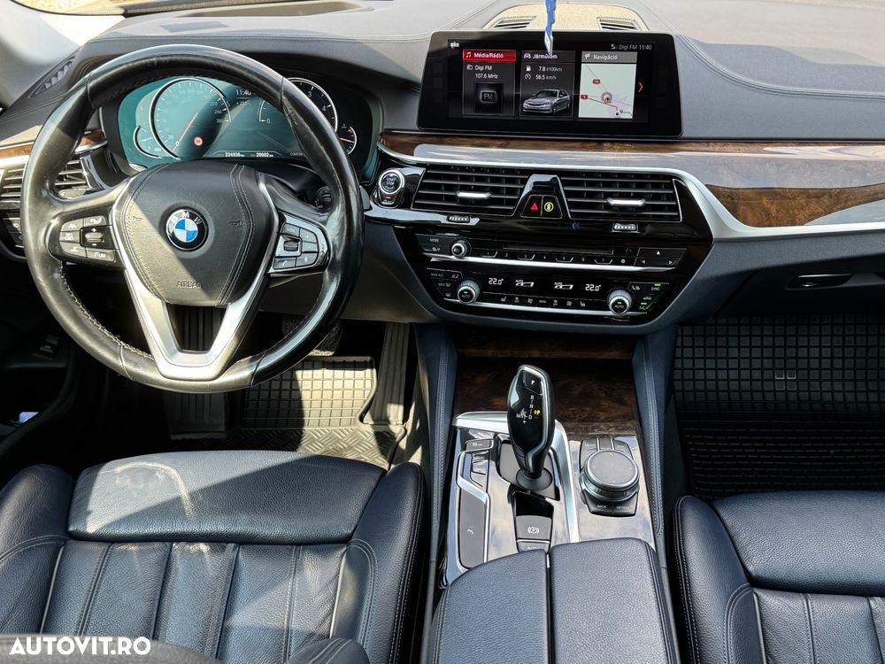 BMW Seria 5 520d Touring Aut. Luxury Line - 6