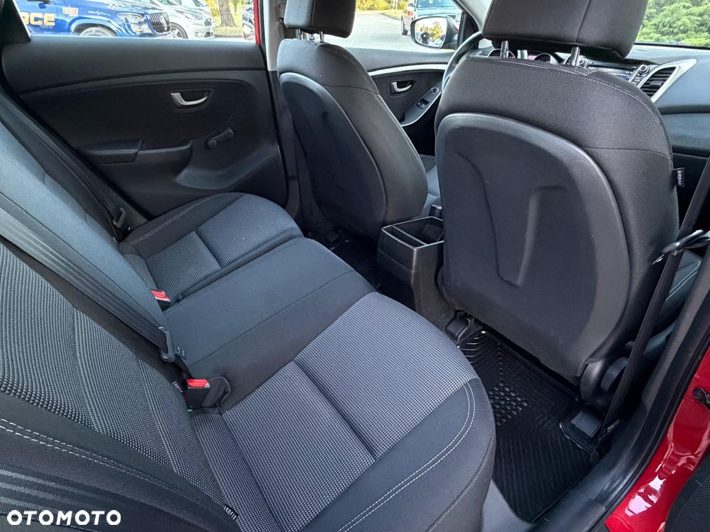 Hyundai i30 1.4 Trend - 27