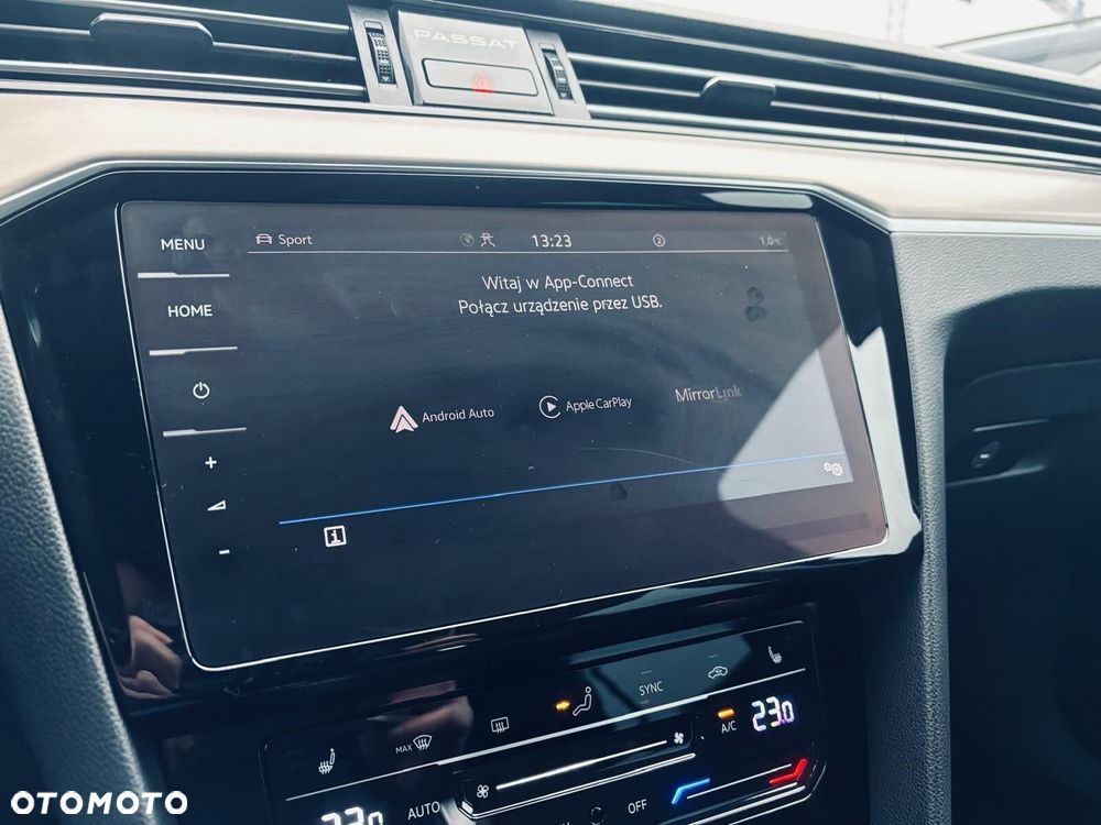 Volkswagen Passat - 27