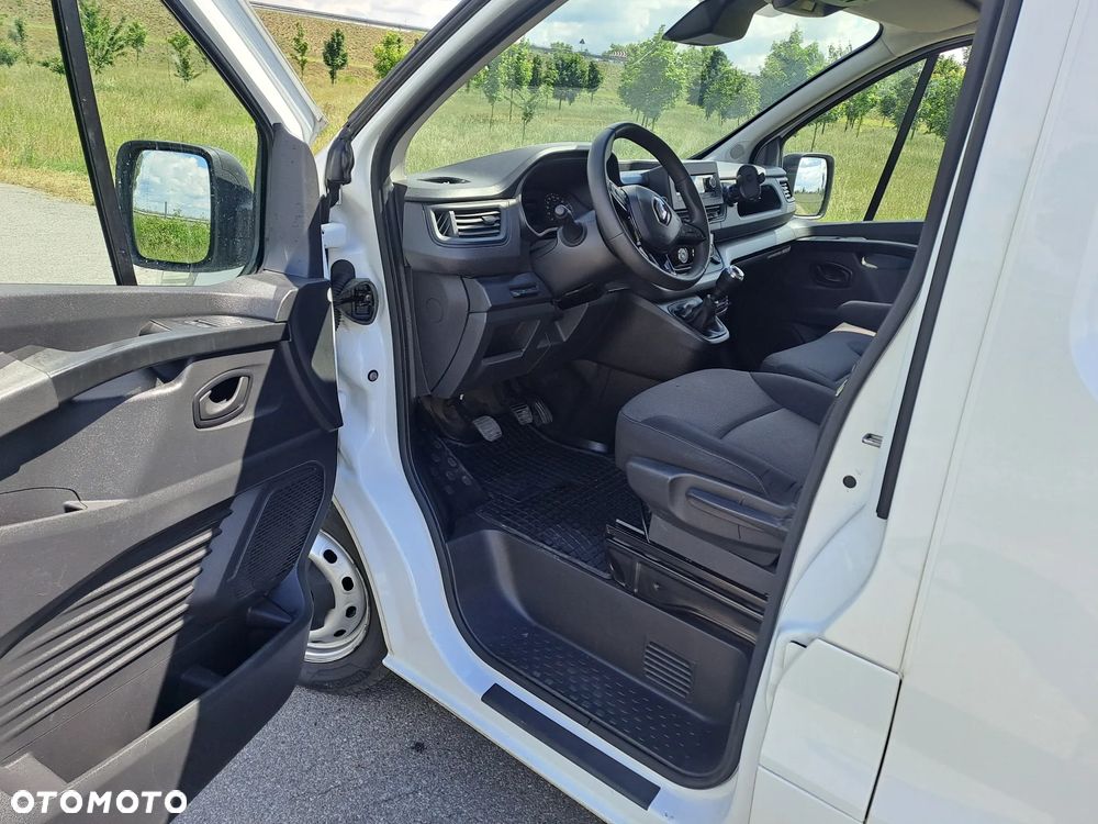 Renault Trafic l1h1 2.0 130KM - 19