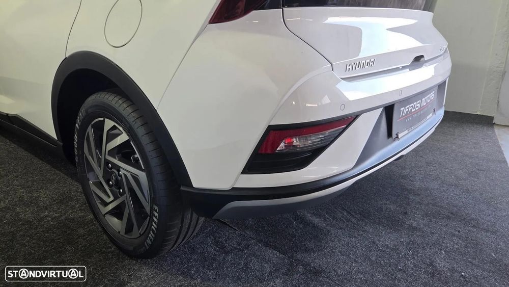 Hyundai Bayon 1.0 T-GDI 48V-Hybrid DCT Connect & Go - 11