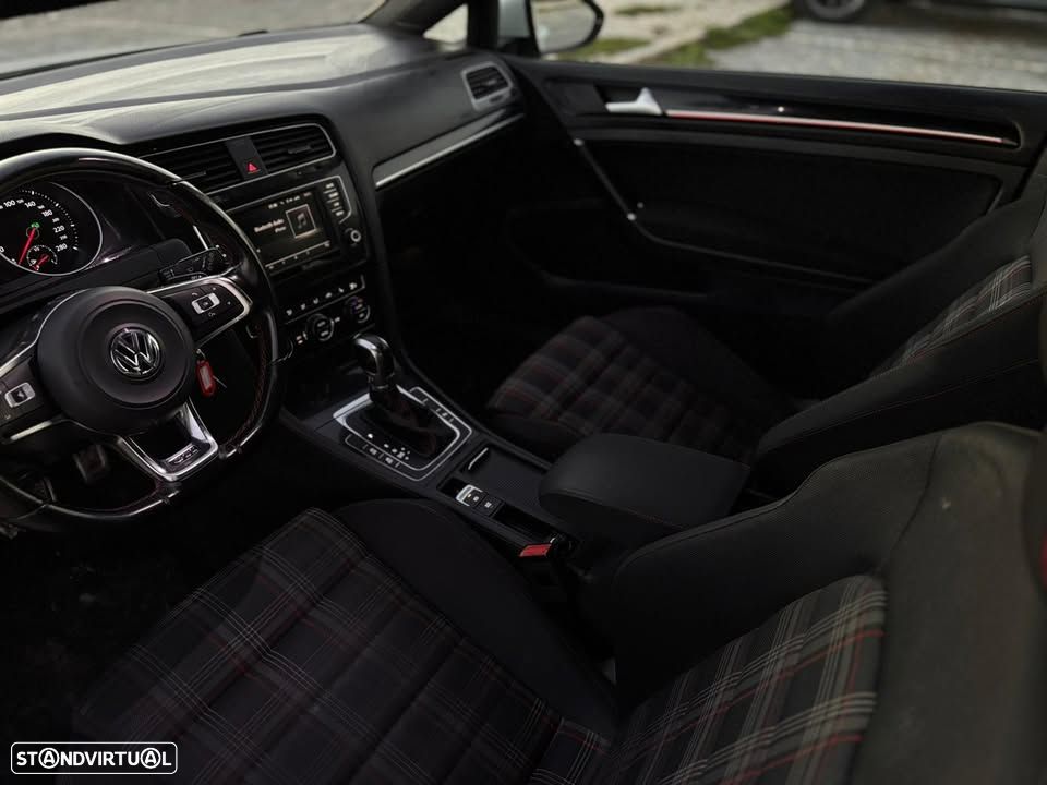 Volkswagen Golf 2016 photo 4