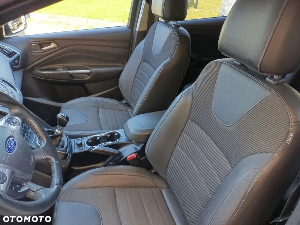 Ford Kuga 2.0 TDCi 4x4 Trend - 3