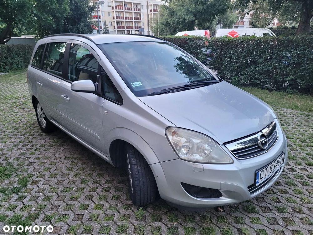 Opel Zafira 1.8 Essentia - 1