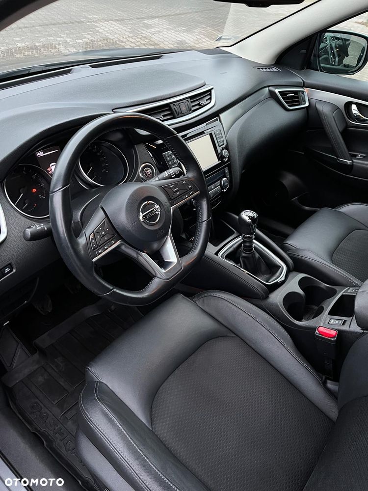 Nissan Qashqai - 10