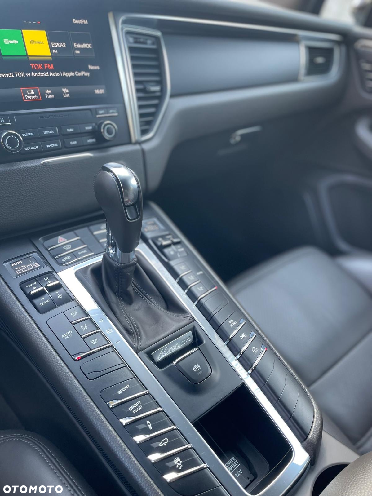 Porsche Macan Standard - 21