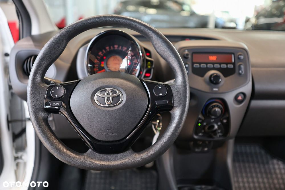 Toyota Aygo - 25