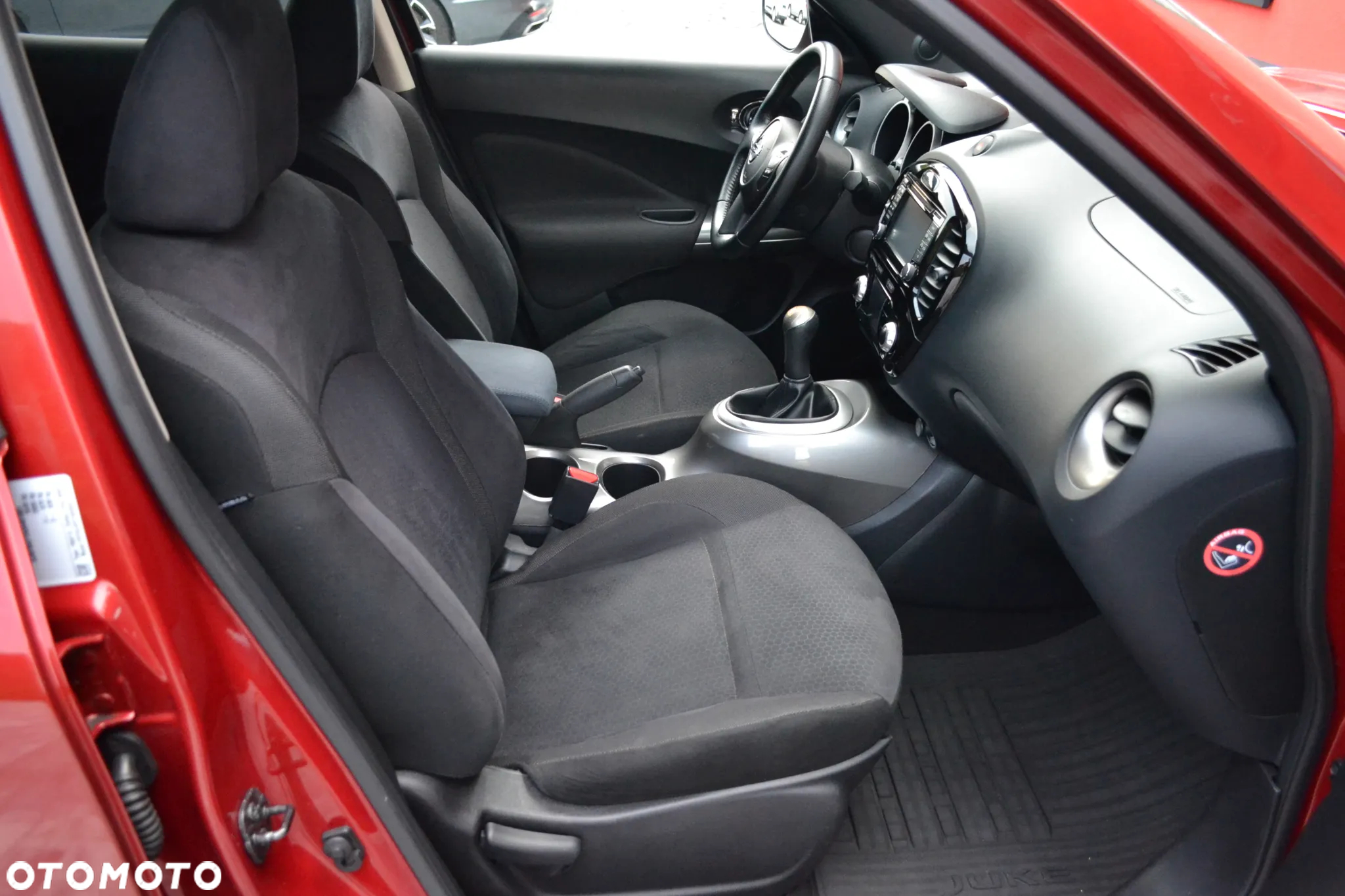 Nissan Juke 1.6 Acenta S&S - 14