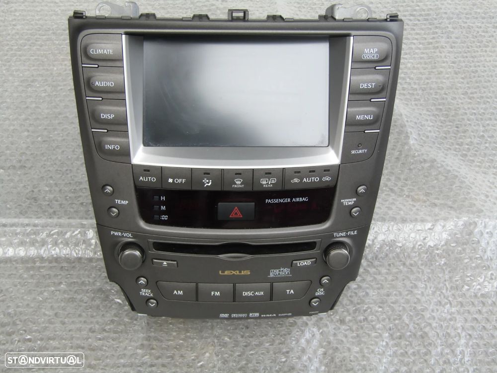 Radio /GPS de  LEXUS IS 220d /300 ano 2010   original .
