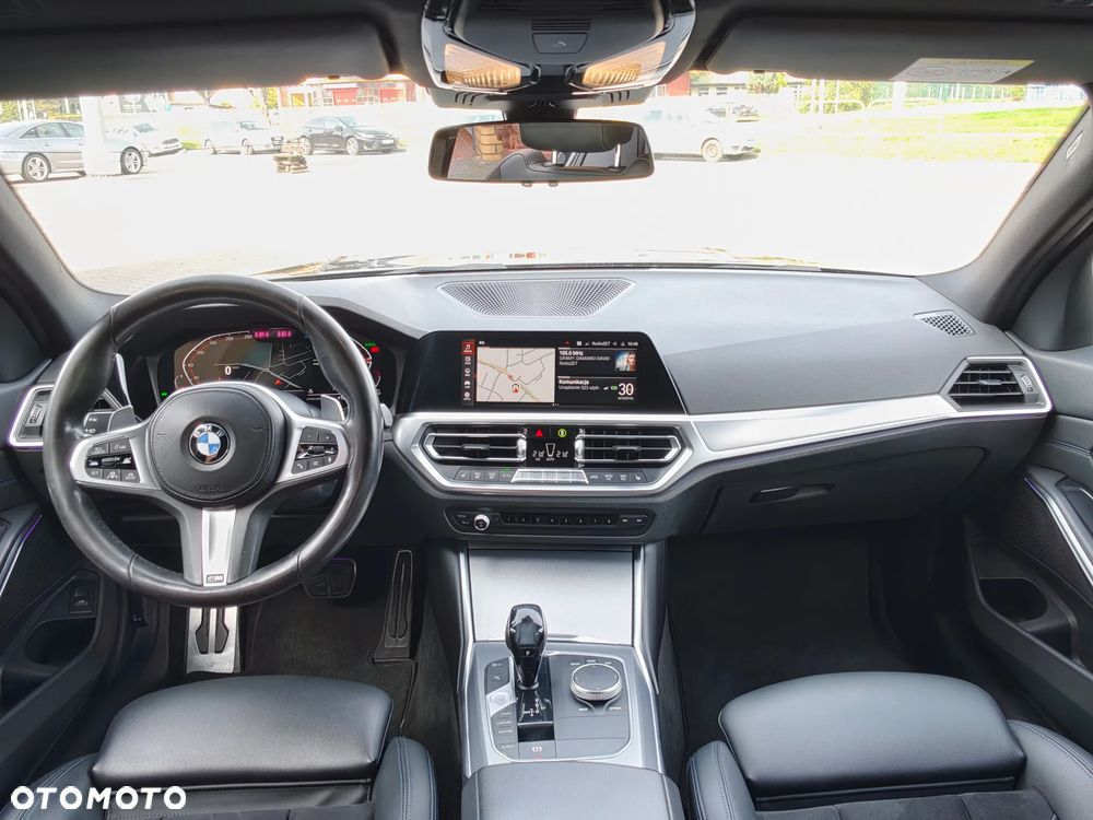BMW Seria 3 320d xDrive M Sport Shadow - 28