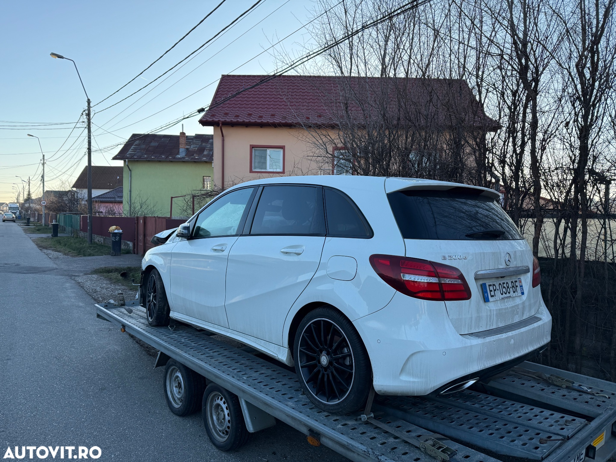 Dezmembrări mercedes B class 200 cdi Facelift 2017 w246 automat pachet AMG plafon panoramic interior piele navigație motor om651 2.2 cdi trapa volan pe stanga ( ne rulata ro ) - 7