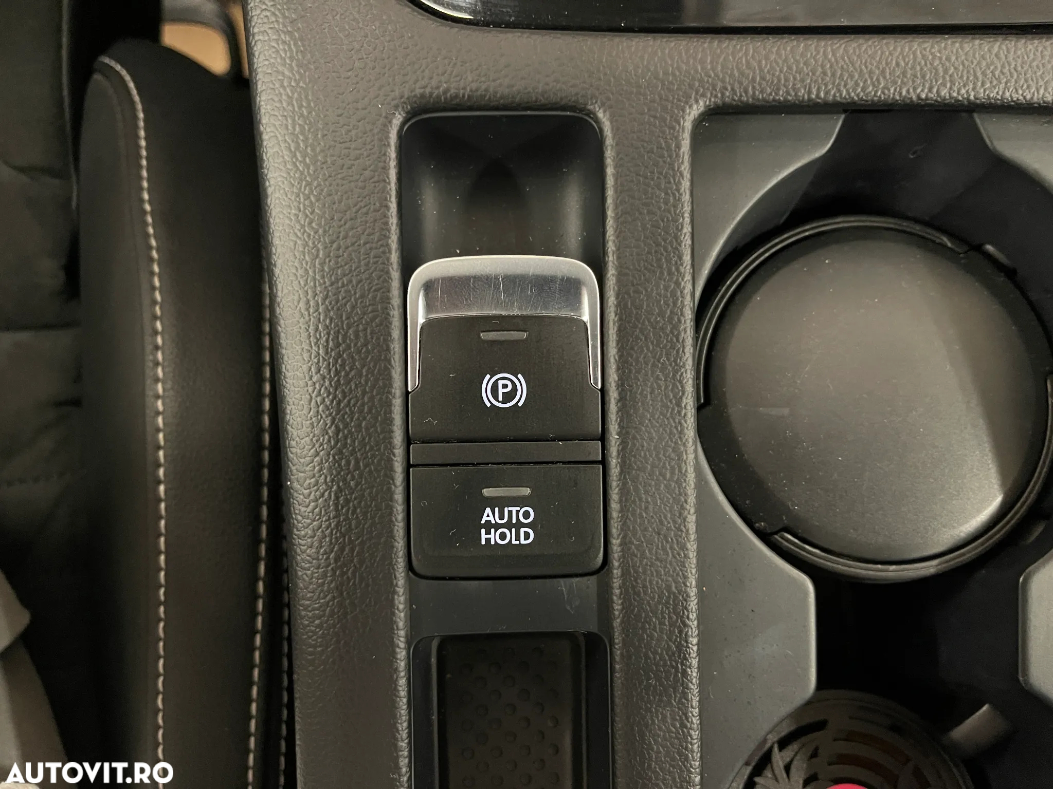 Volkswagen Passat 2.0 TDI DSG Highline - 23