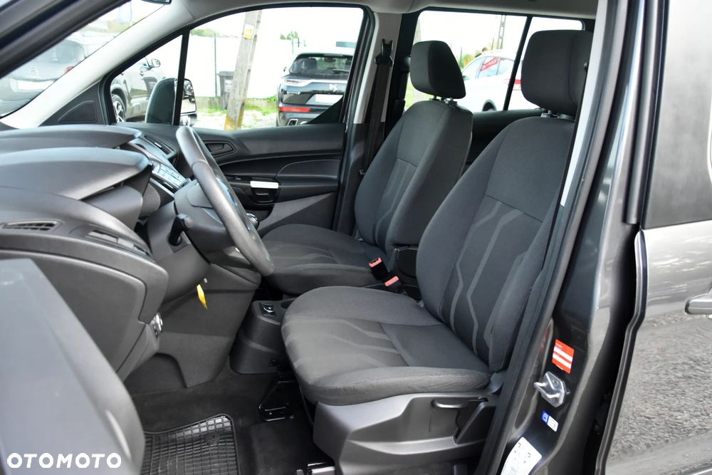 Ford Transit Connect - 24