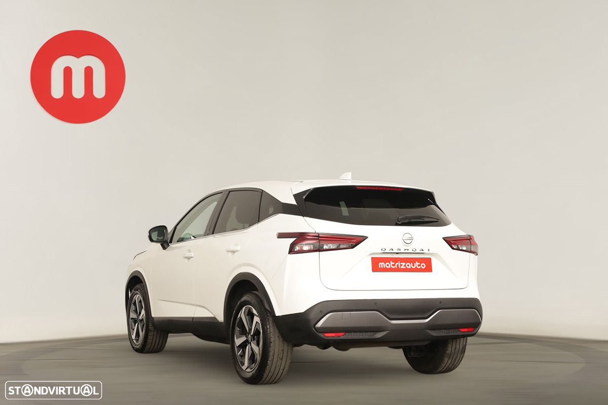 Nissan Qashqai 1.3 DIG-T N-Connecta Xtronic - 3