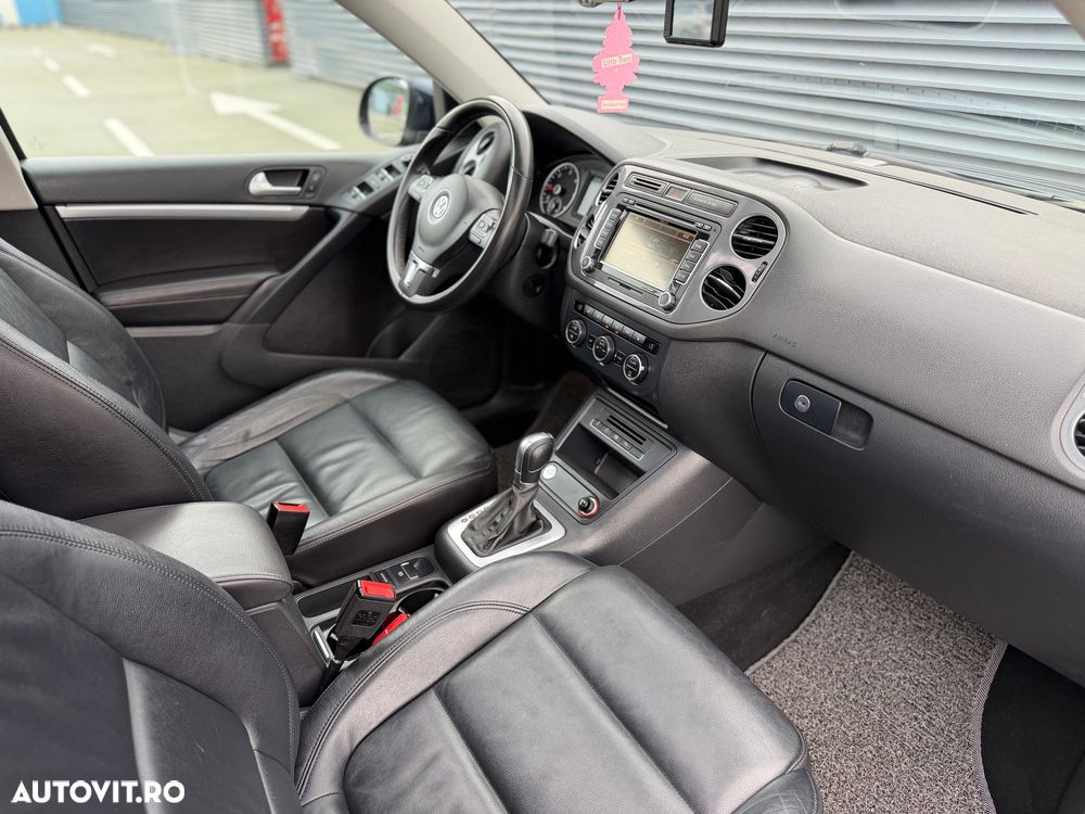 Volkswagen Tiguan 2.0 TDI SCR 4MOTION BlueMotion Technology DSG Lounge Sport & Style - 14
