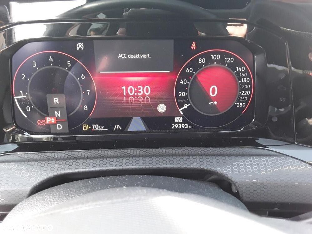 Volkswagen Golf - 4