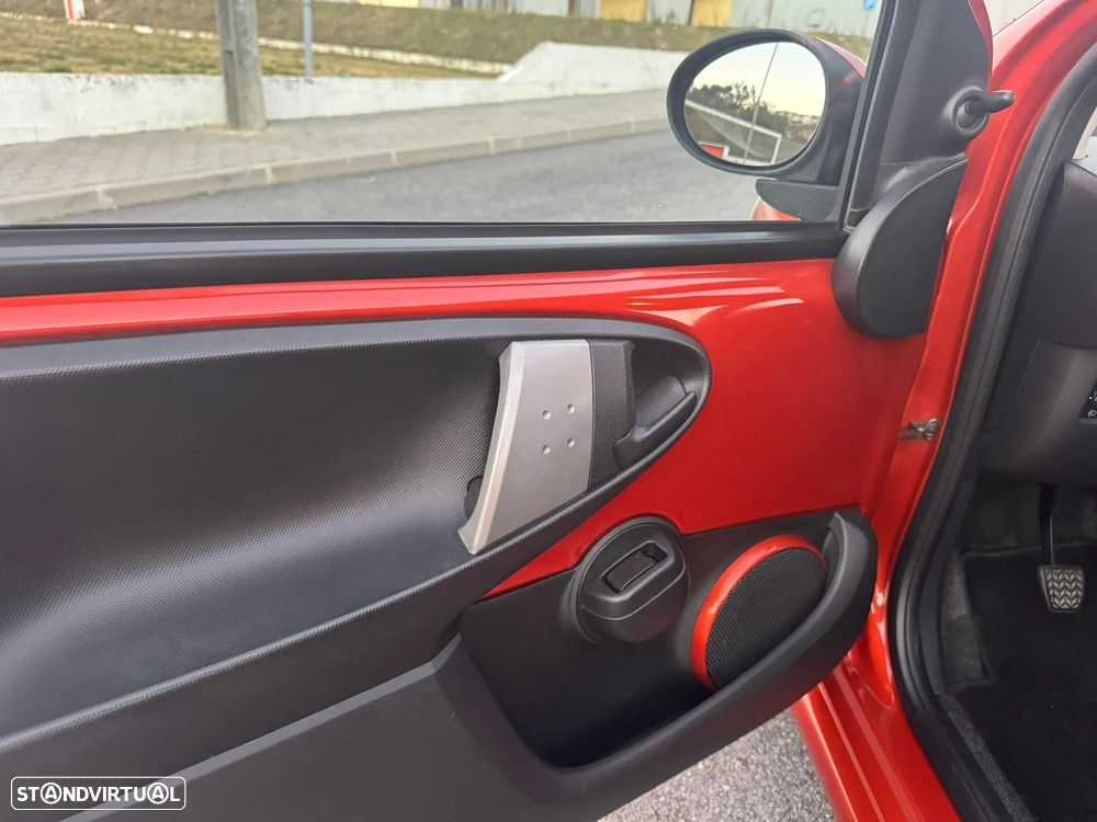 Toyota Aygo 1.0 Power Pack+AC+JLL - 10