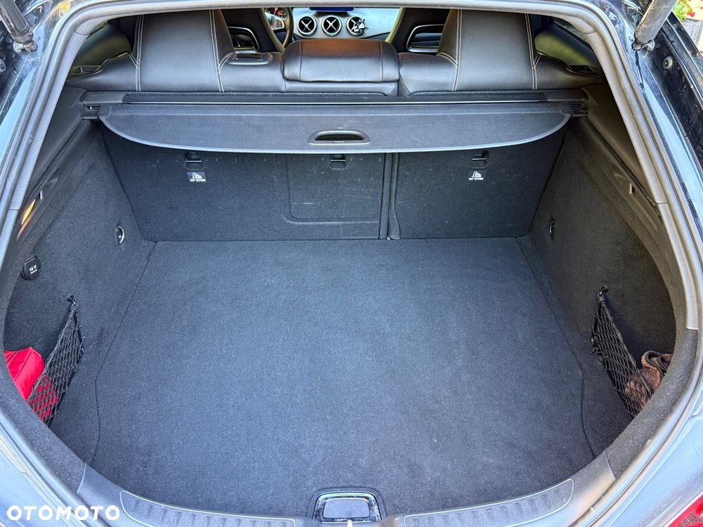 Mercedes-Benz CLA 180 - 23