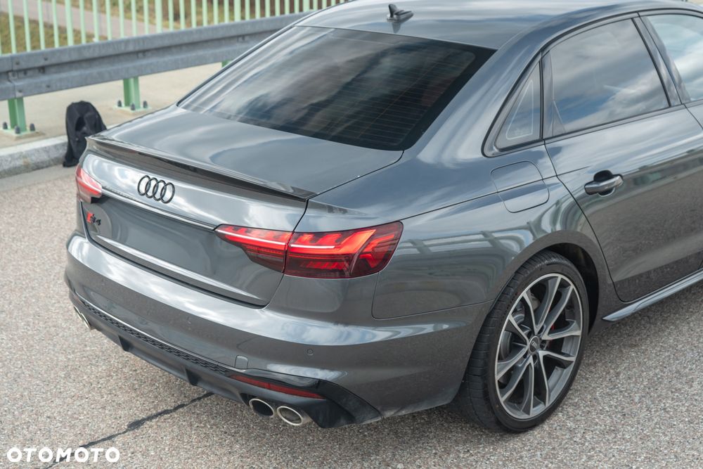 Audi S4 Limousine - 18