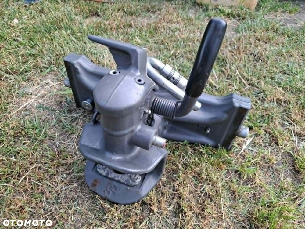 ZACZEP AUTOMATYCZNY SAUERMANN DEUTZ NEW HOLLAND CASE  JOHN DEERE FENDT 39 CM SZYNA - 6