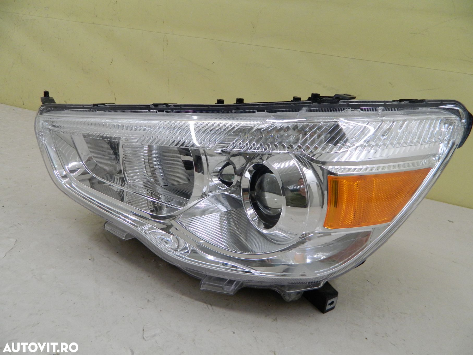 Far stanga Mitsubishi ASX Halogen, 2011, 2012, 2013, 2014. - 4